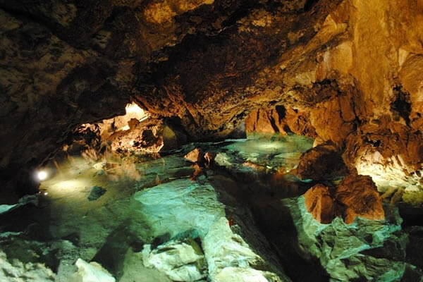 Bozkov caves